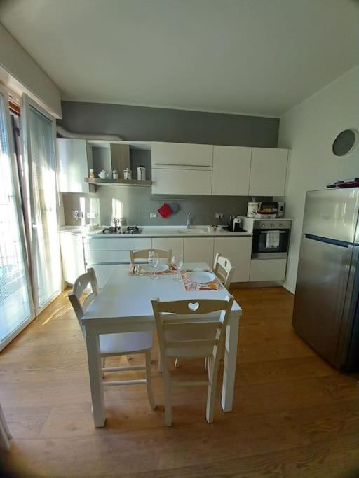 Appartamento Il Giardinetto Reggio Emilia Bagian luar foto