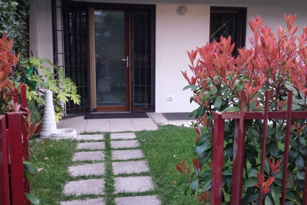Appartamento Il Giardinetto Reggio Emilia Bagian luar foto